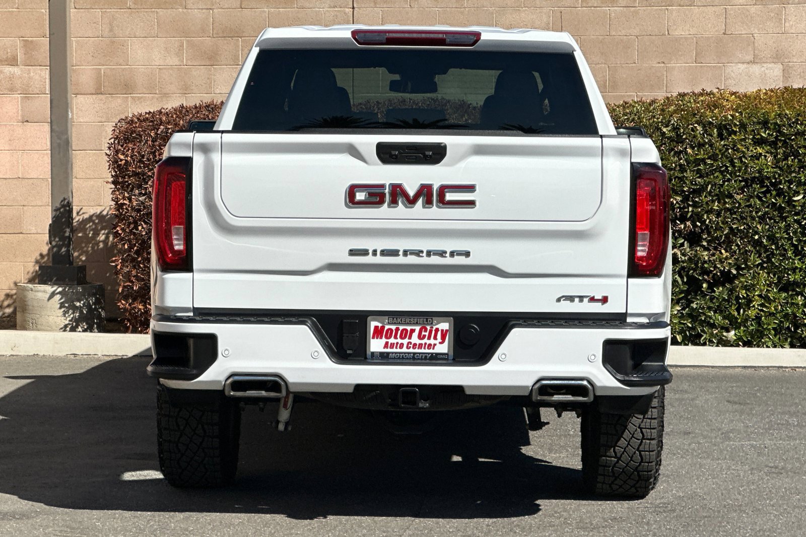 Certified 2025 GMC Sierra 1500 AT4 AWD/4WD image 5
