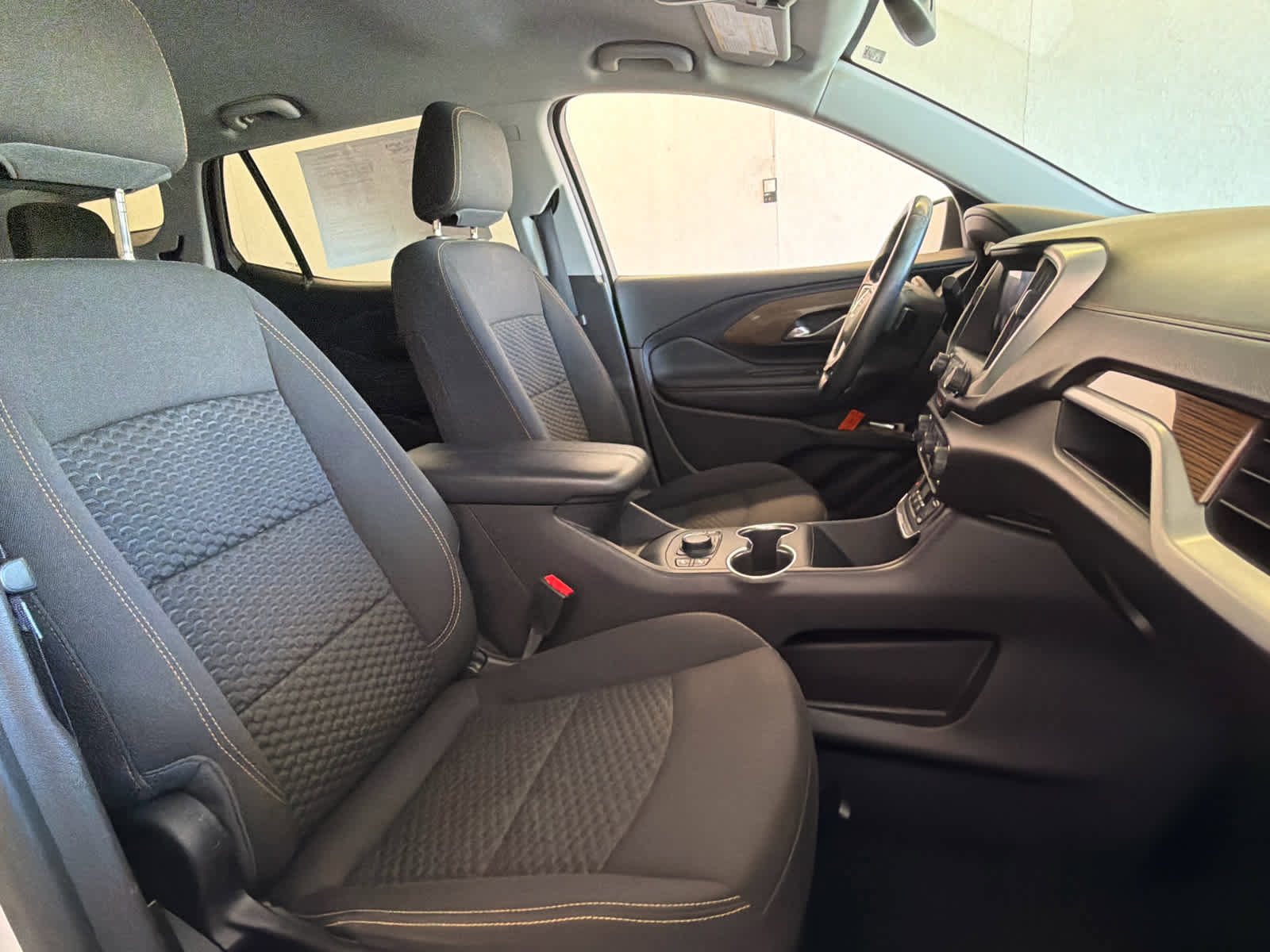 Used 2019 GMC Terrain SLE w/ Driver Convenience Package FWD image 25