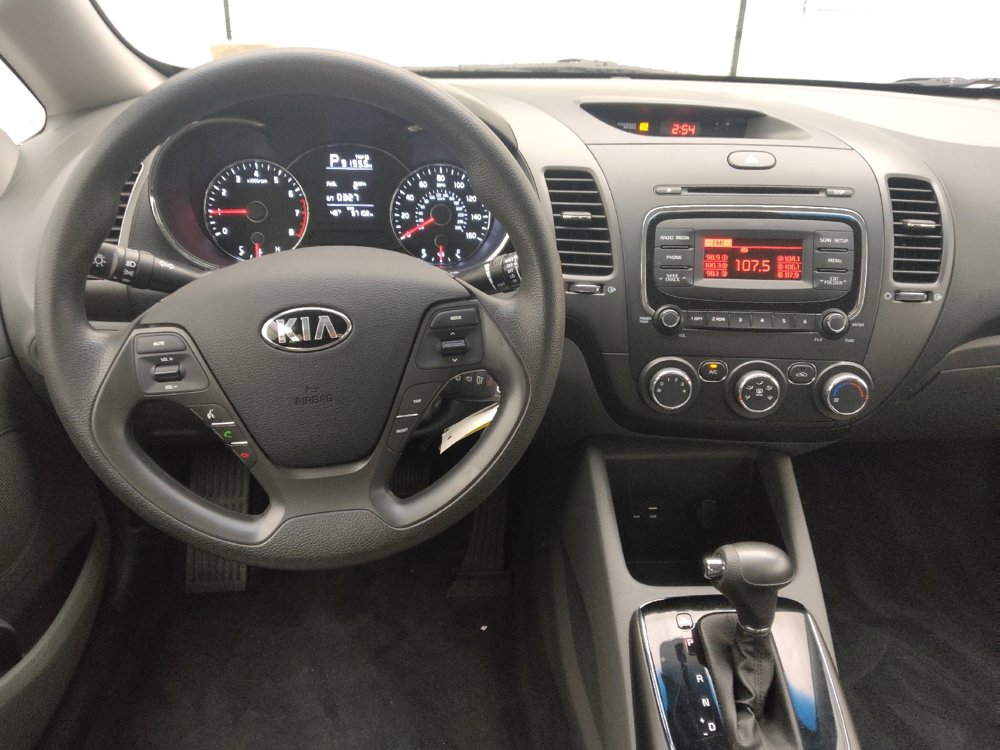 Used 2017 Kia Forte LX image 22