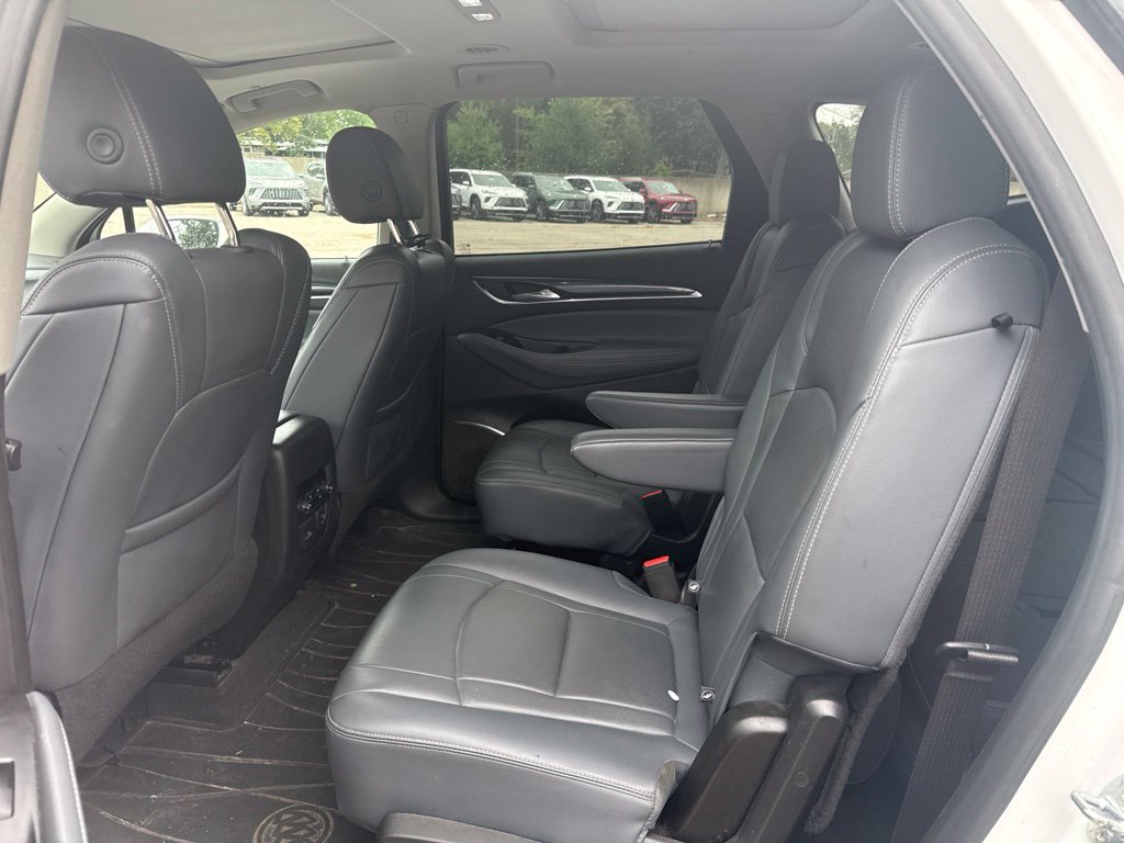 Used 2019 Buick Enclave Premium w/ Experience Buick Package AWD/4WD image 11