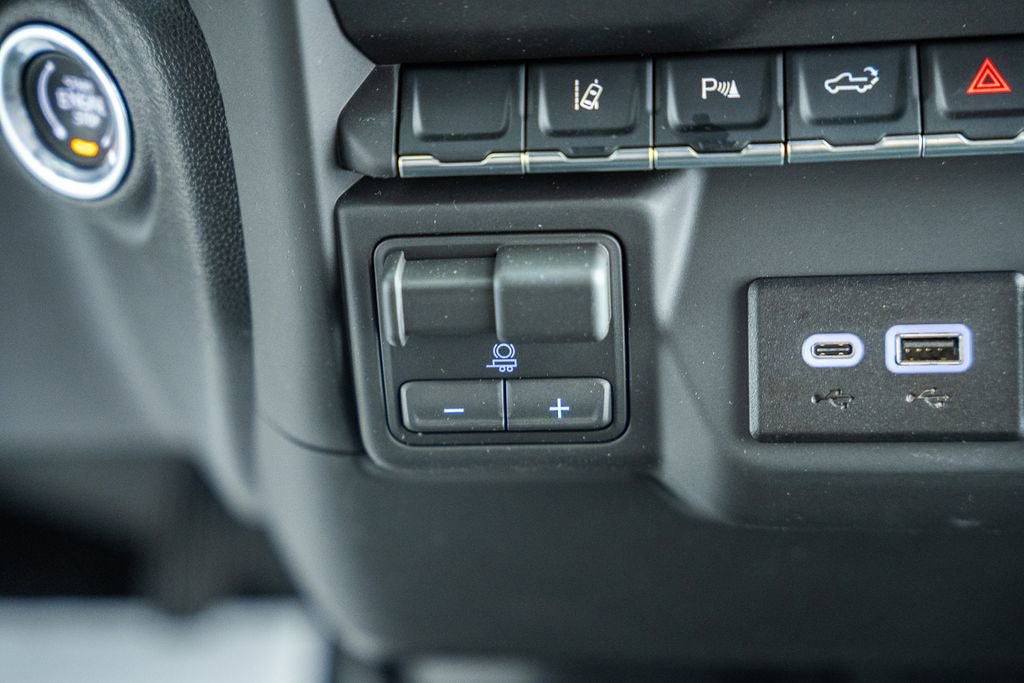 New 2026 Chevrolet Silverado 2500 Custom w/ Custom Value Package image 31