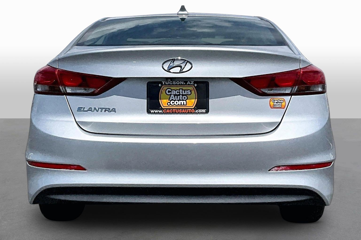 Used 2017 Hyundai Elantra Value Edition FWD image 4