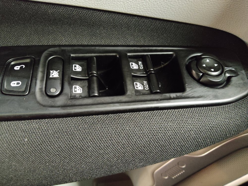 Used 2021 Jeep Renegade Latitude image 27