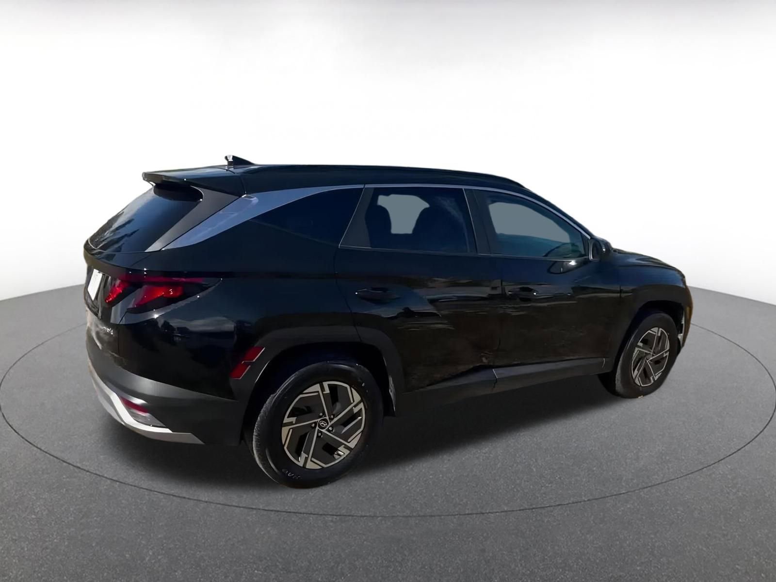 Used 2025 Hyundai Tucson Blue image 14