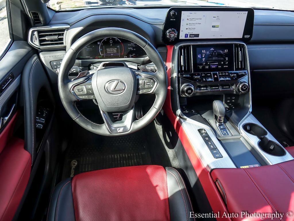 Used 2025 Lexus LX 700h F Sport image 19