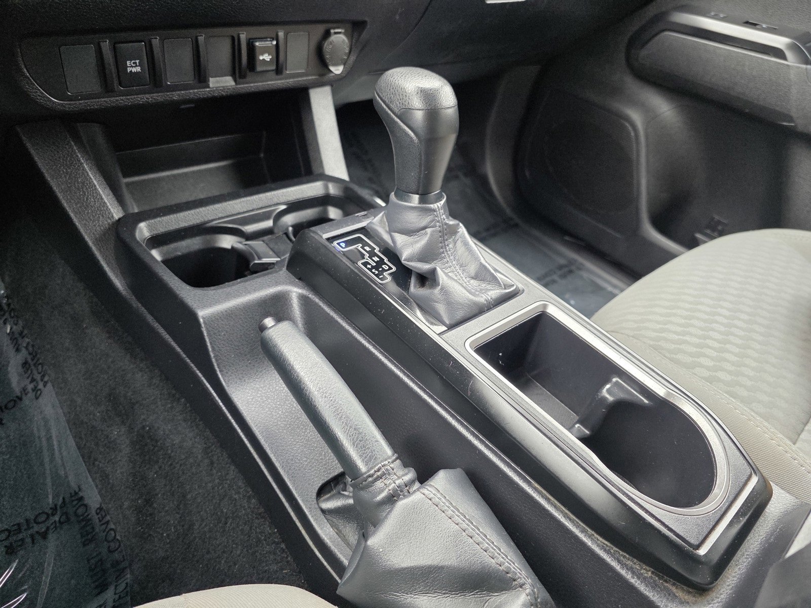 Used 2023 Toyota Tacoma SR image 29