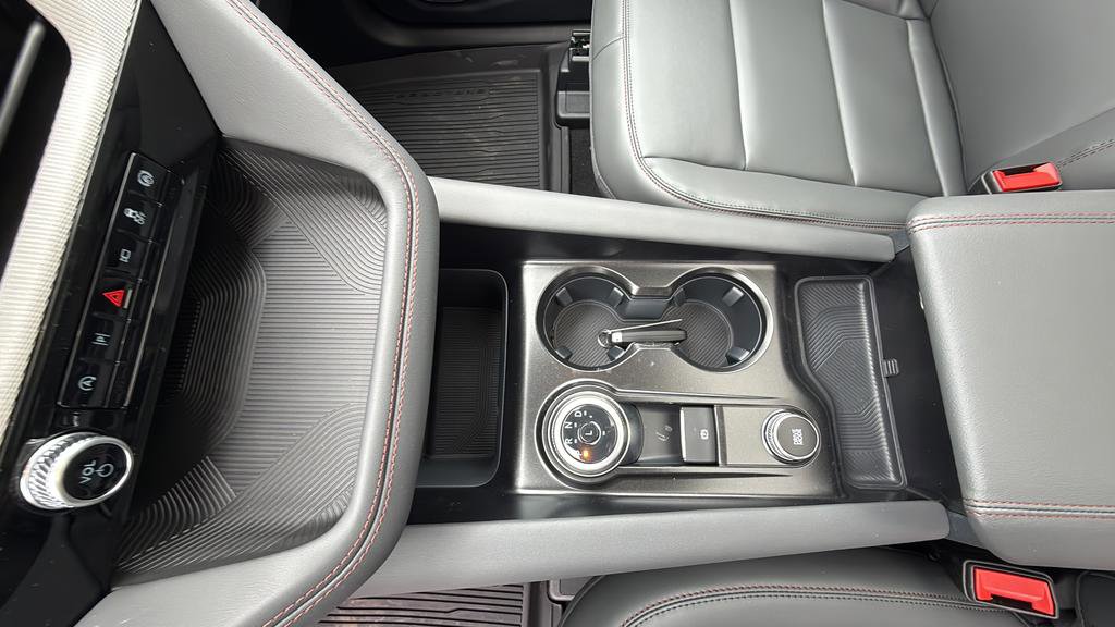 New 2026 Ford Explorer Active w/ Active Comfort Package image 29