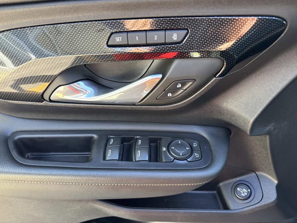 Used 2023 GMC Terrain AT4 image 21