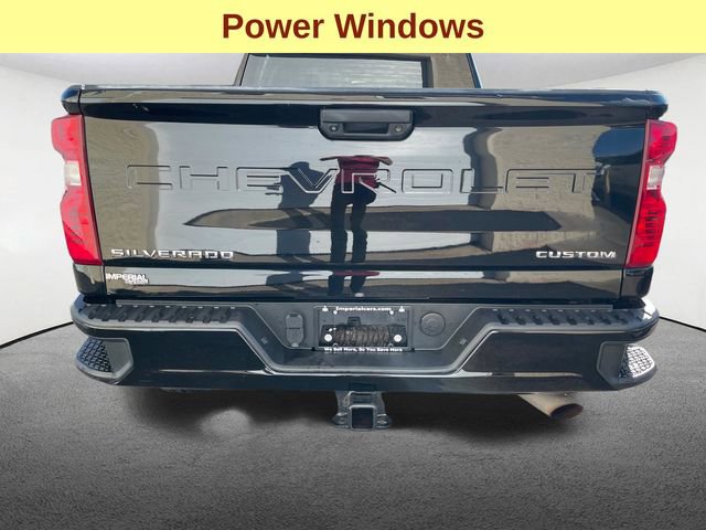 Used 2024 Chevrolet Silverado 2500 Custom image 10