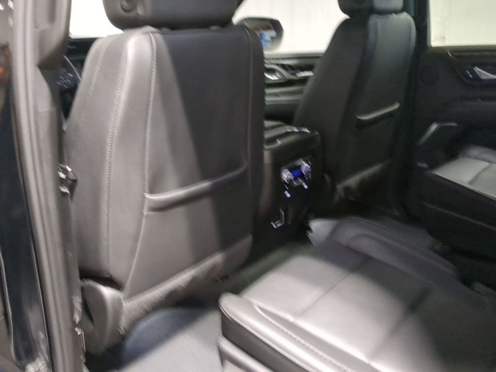 Used 2024 GMC Yukon Denali w/ Max Trailering Package image 31