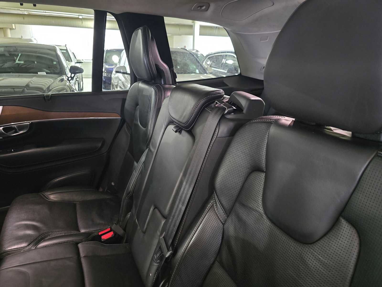 Used 2017 Volvo XC90 T8 Inscription w/ Luxury Package image 17