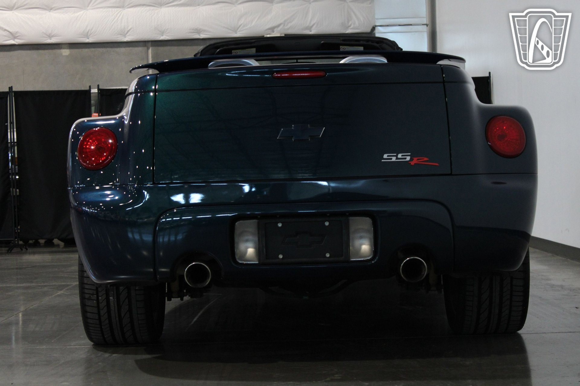 Used 2005 Chevrolet SSR w/ Preferred Equipment Group image 29