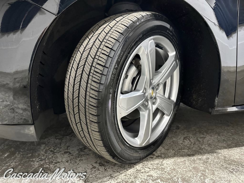 Used 2017 Chevrolet Volt LT w/ Comfort Package FWD image 31