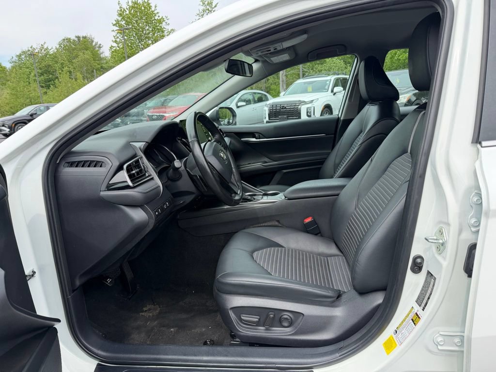 Used 2024 Toyota Camry SE FWD image 14