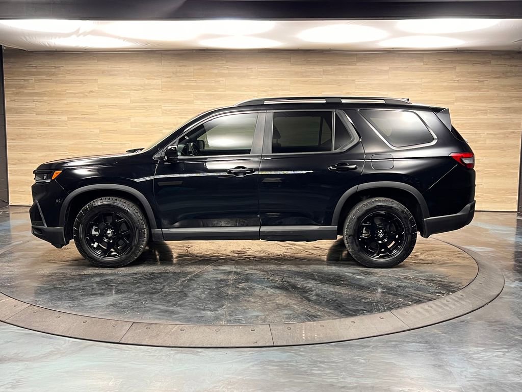 Used 2025 Honda Pilot TrailSport image 20