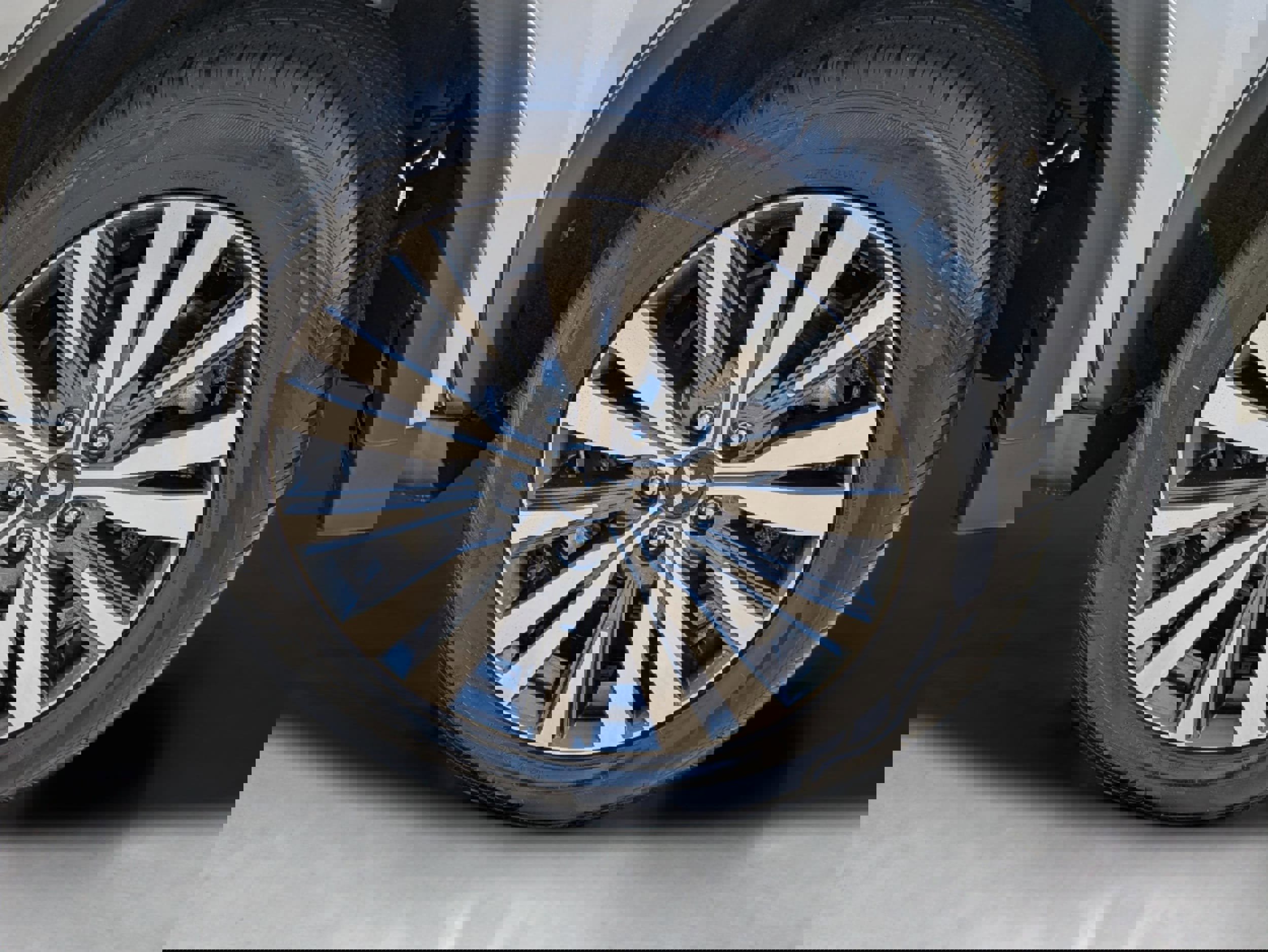 Used 2019 Mitsubishi Outlander SEL image 9