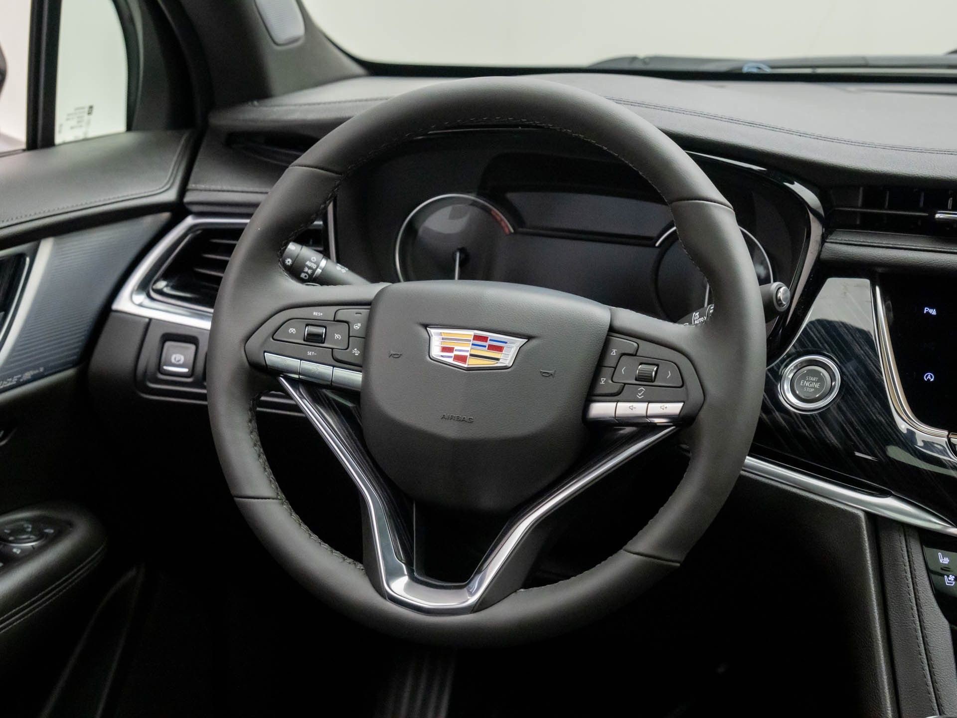 New 2025 Cadillac XT6 Premium Luxury image 12