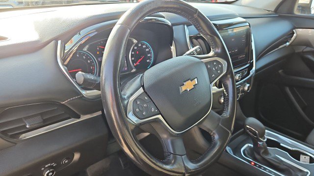 Used 2021 Chevrolet Traverse LT FWD image 11