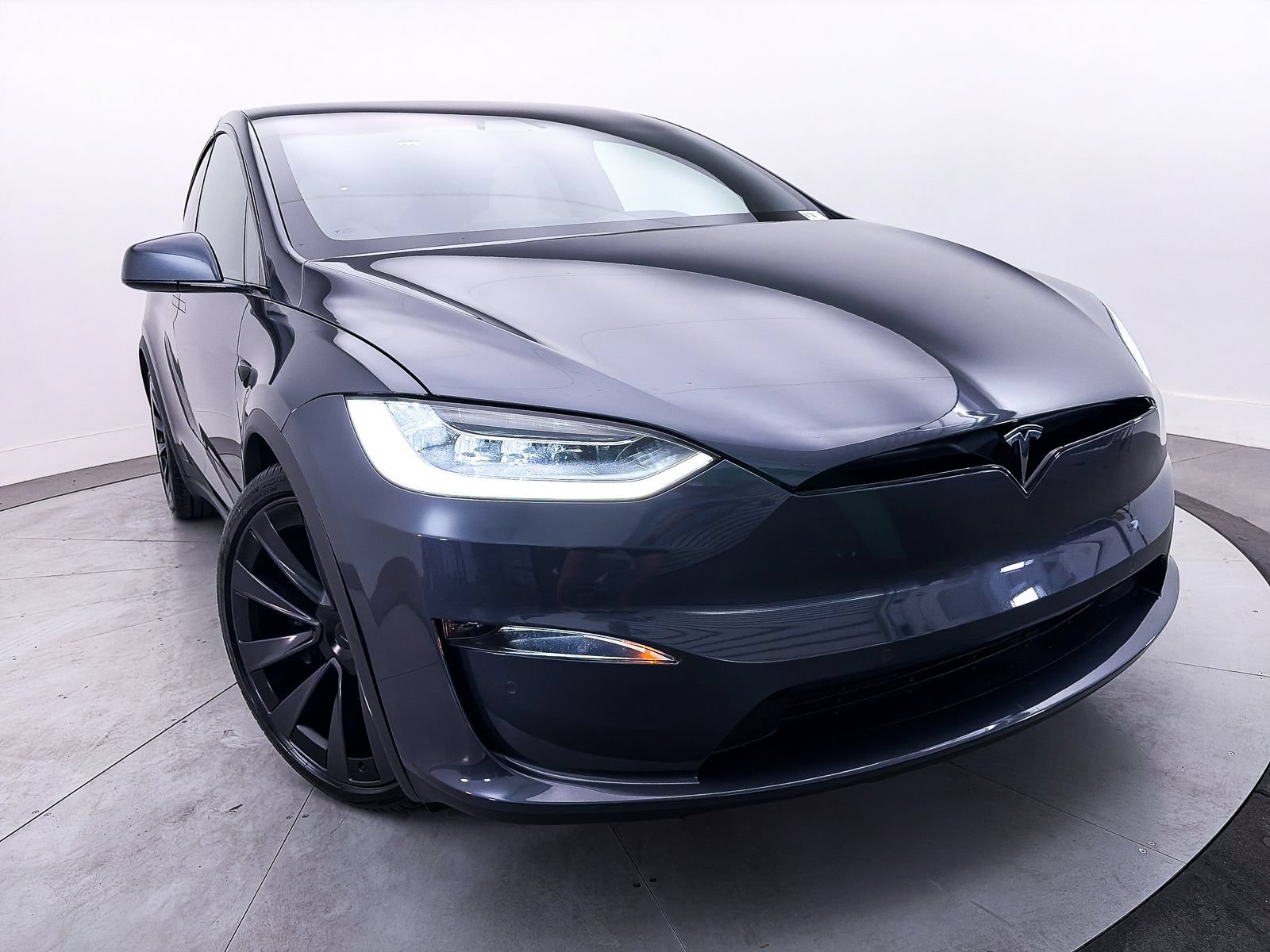 Used 2022 Tesla Model X Plaid AWD/4WD image 7
