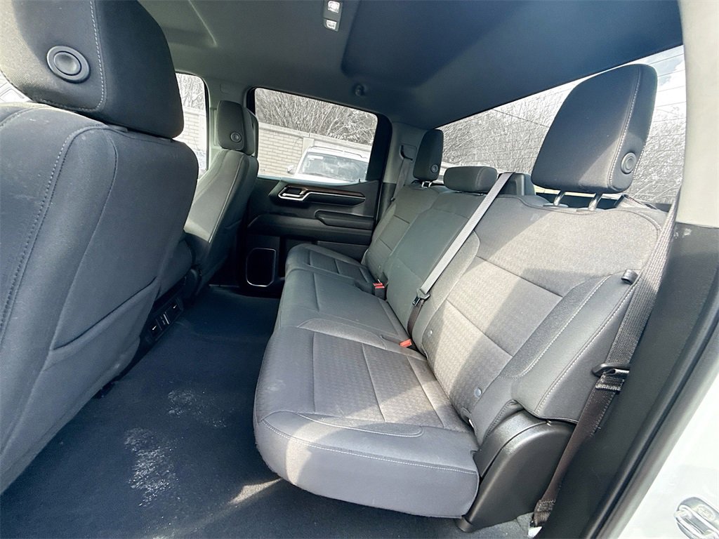 Used 2023 Chevrolet Silverado 1500 LT image 24