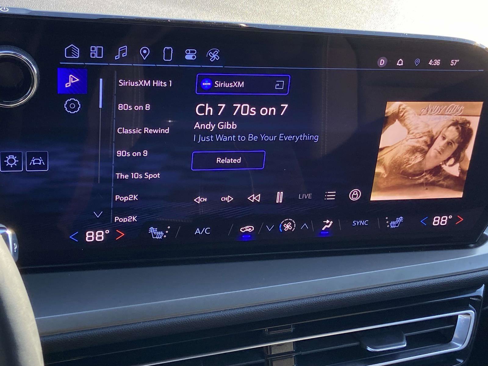 Certified 2025 Chevrolet Traverse LT image 16