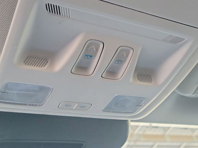 Used 2022 Ford Escape SEL w/ Technology Package image 19