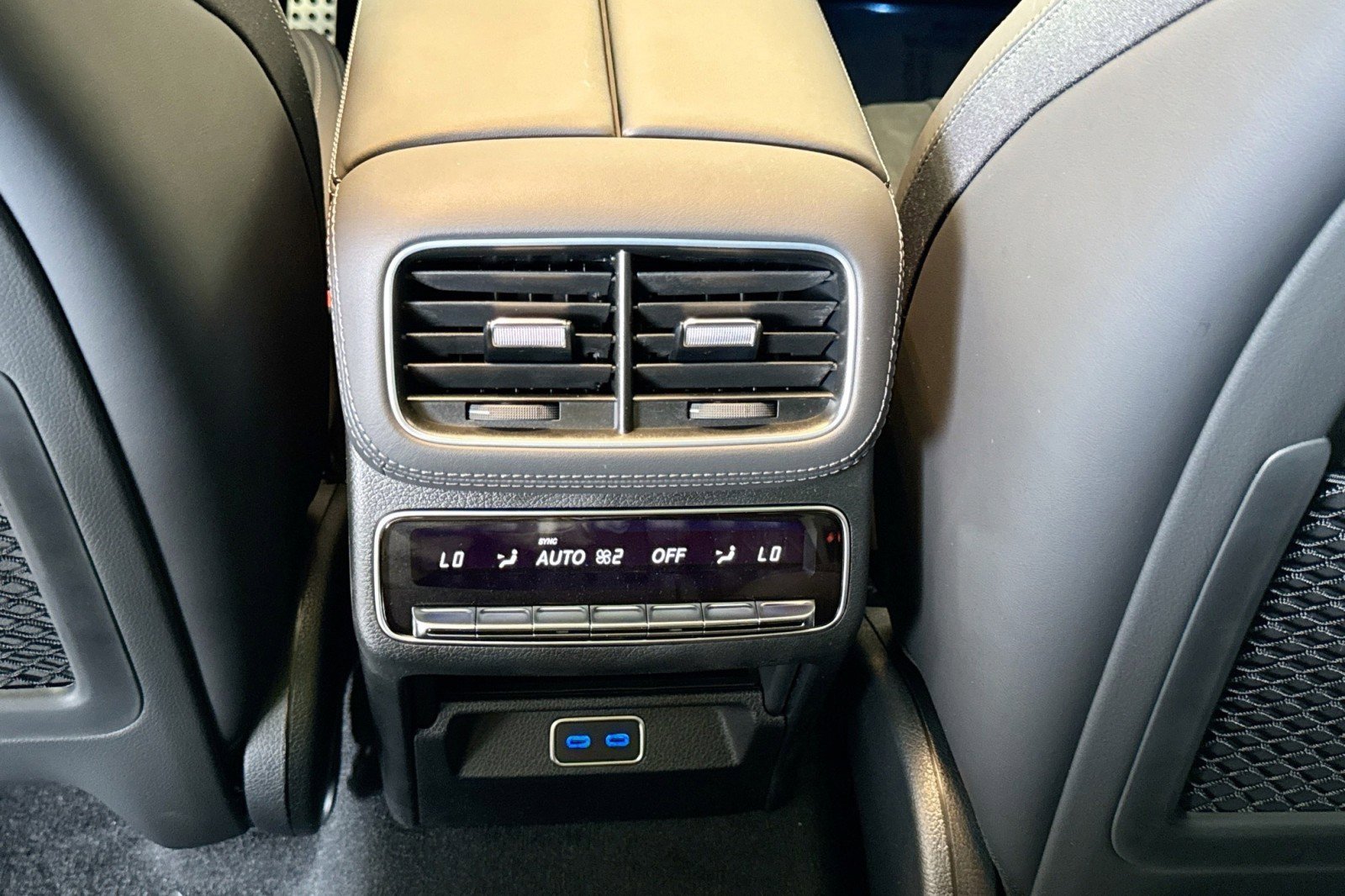 New 2026 Mercedes-Benz GLS 63 AMG 4MATIC image 23