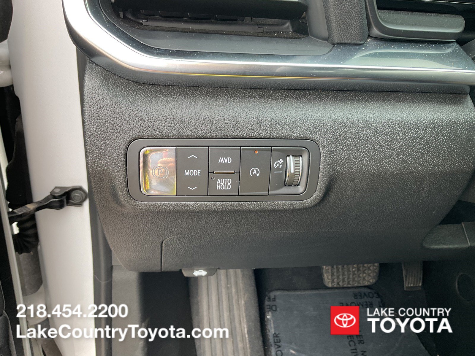 Used 2025 GMC Terrain Elevation AWD/4WD image 30