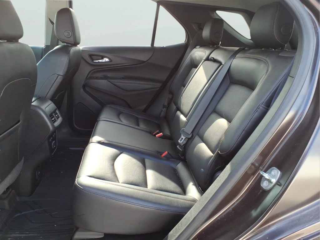 Used 2020 Chevrolet Equinox Premier image 32