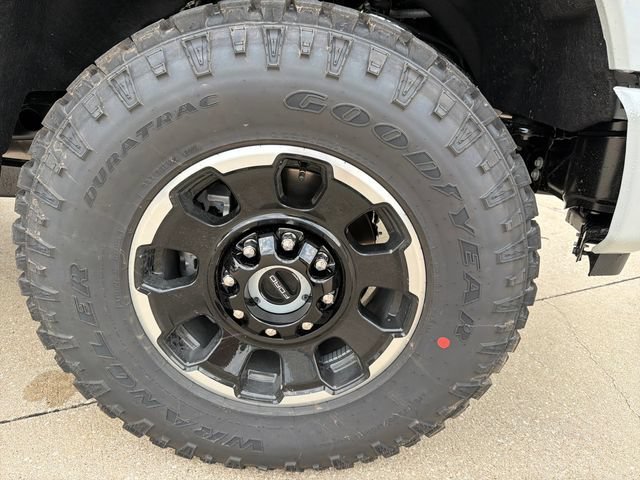 New 2026 Ford F350 Lariat w/ Tremor Off-Road Package AWD/4WD image 15