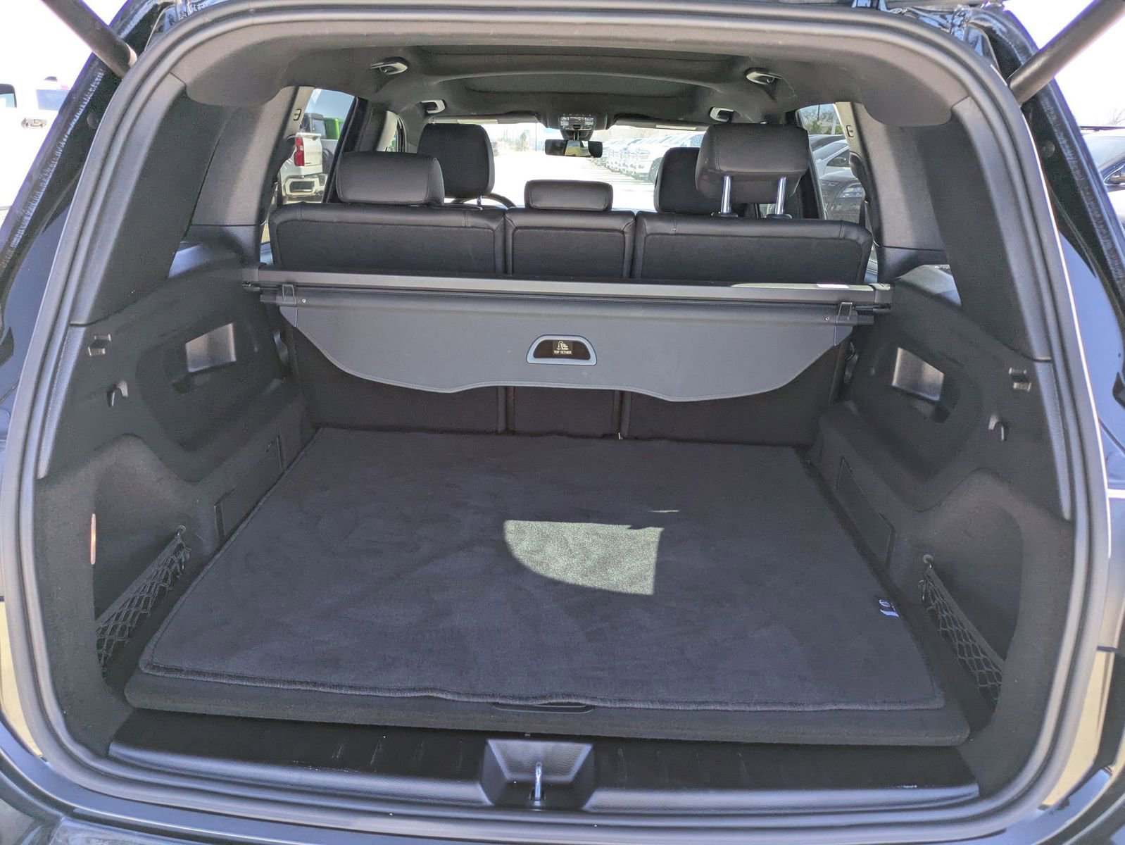 Used 2023 Mercedes-Benz GLB 250 4MATIC image 23