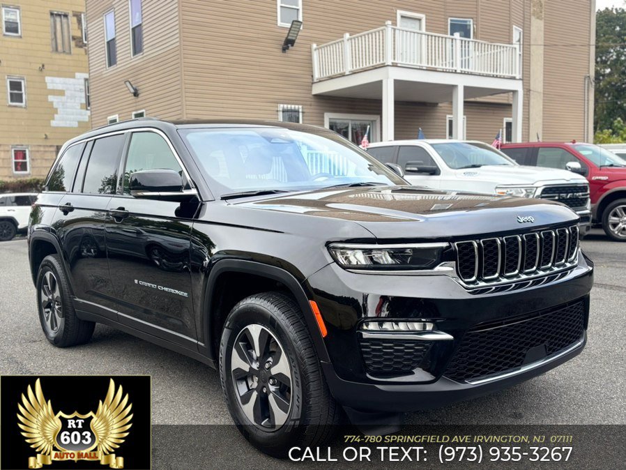 Used 2024 Jeep Grand Cherokee Limited 4xe AWD/4WD image 3