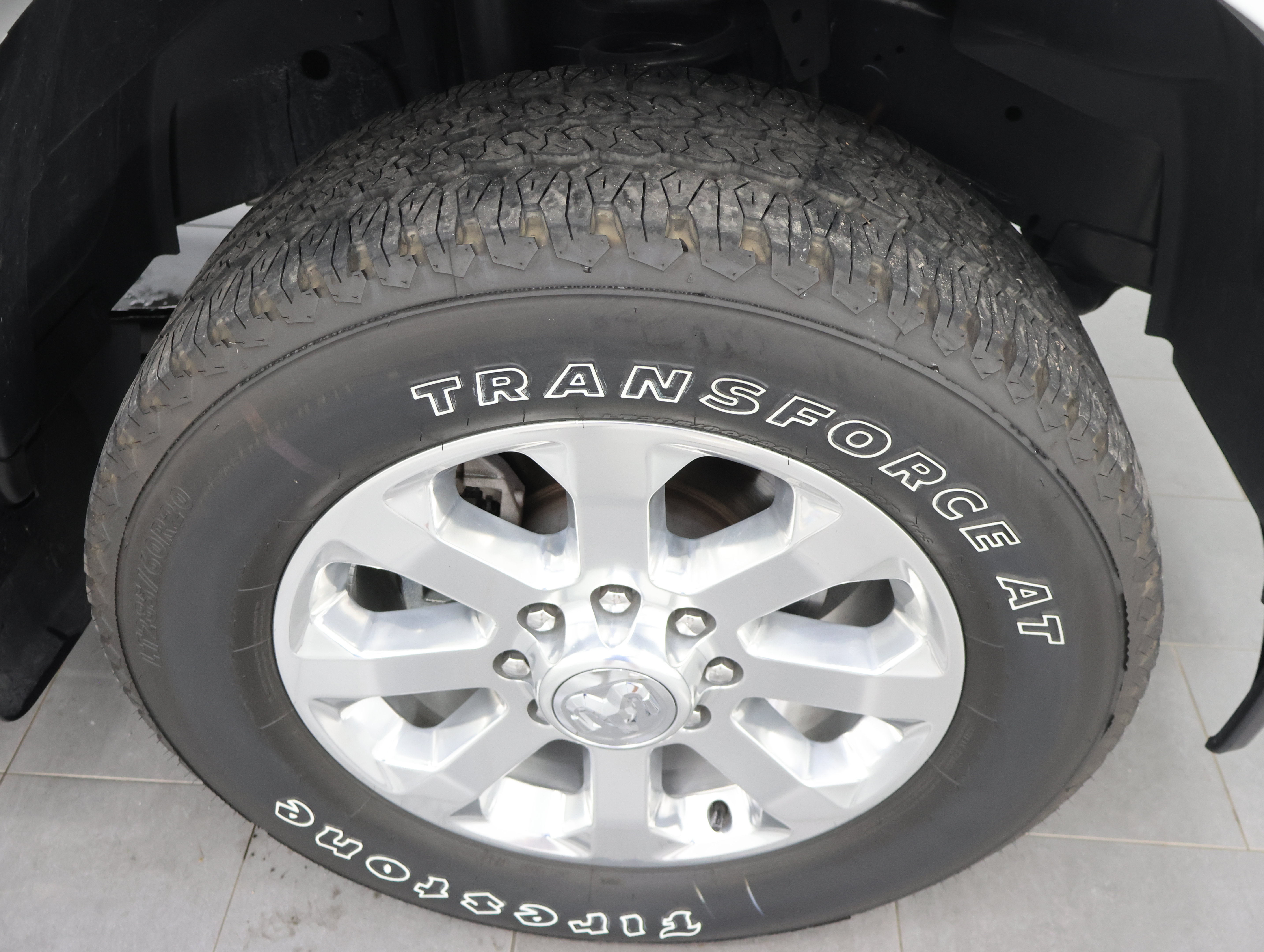 Used 2022 RAM 2500 Laramie AWD/4WD image 3