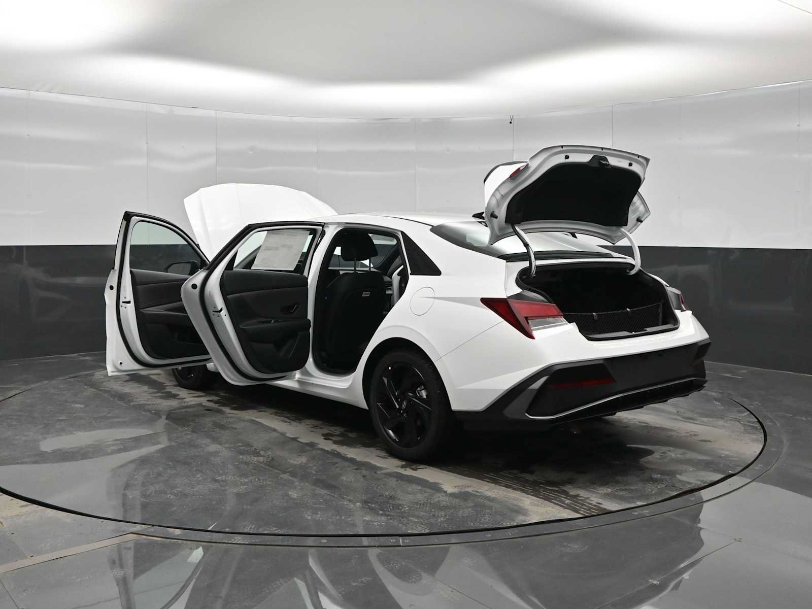 New 2026 Hyundai Elantra SEL Sport FWD image 43