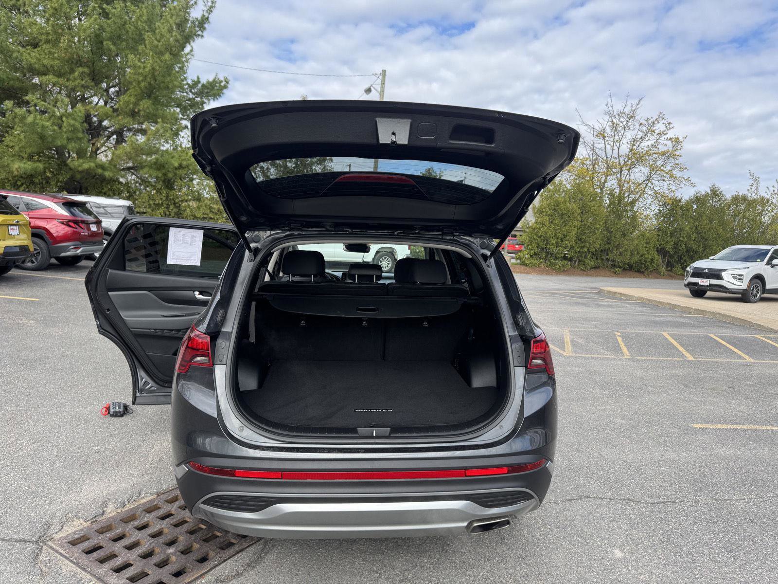 Used 2021 Hyundai Santa Fe SEL AWD/4WD image 21