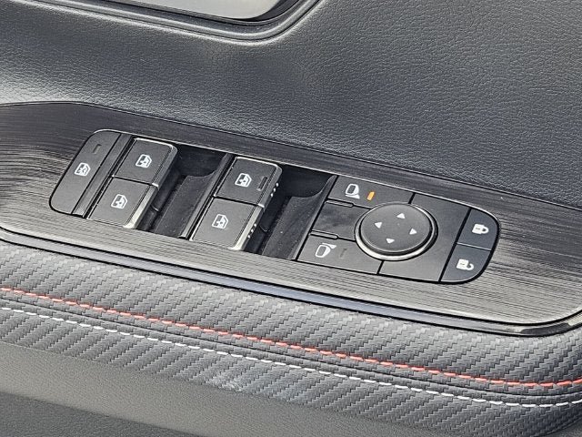 Used 2025 Nissan Kicks SR AWD/4WD image 33
