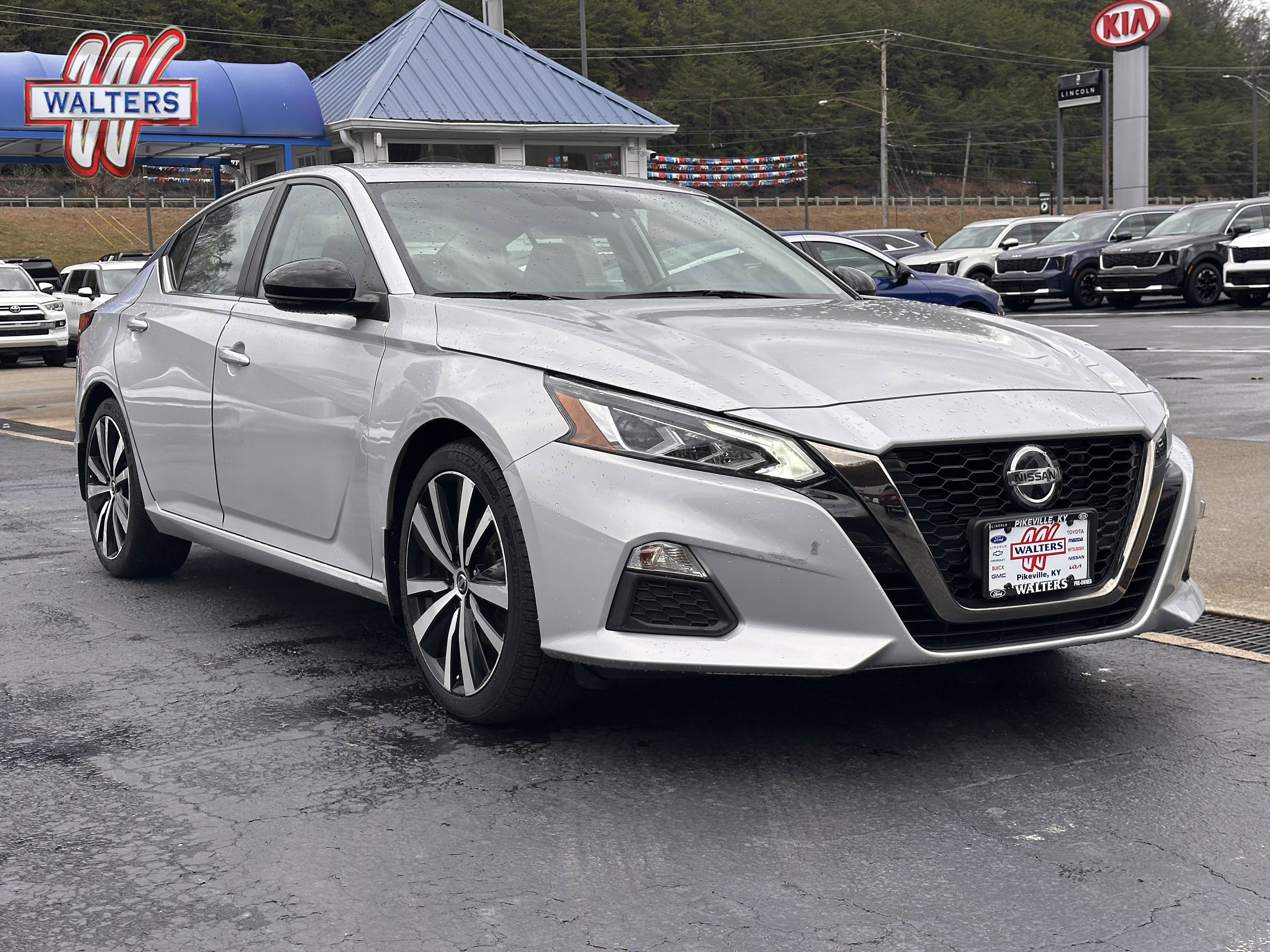 Used 2020 Nissan Altima 2.5 SR w/ Premium Package