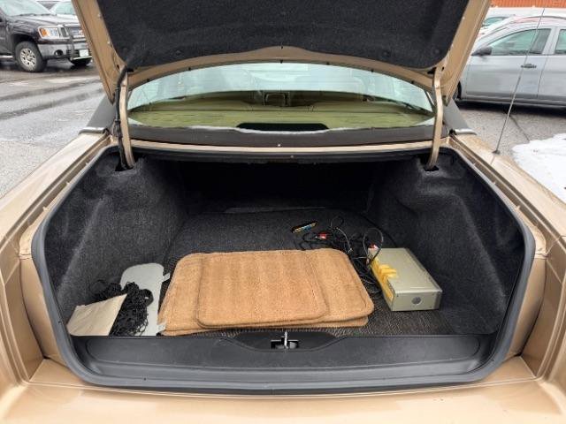 Used 1998 Cadillac De Ville FWD image 13