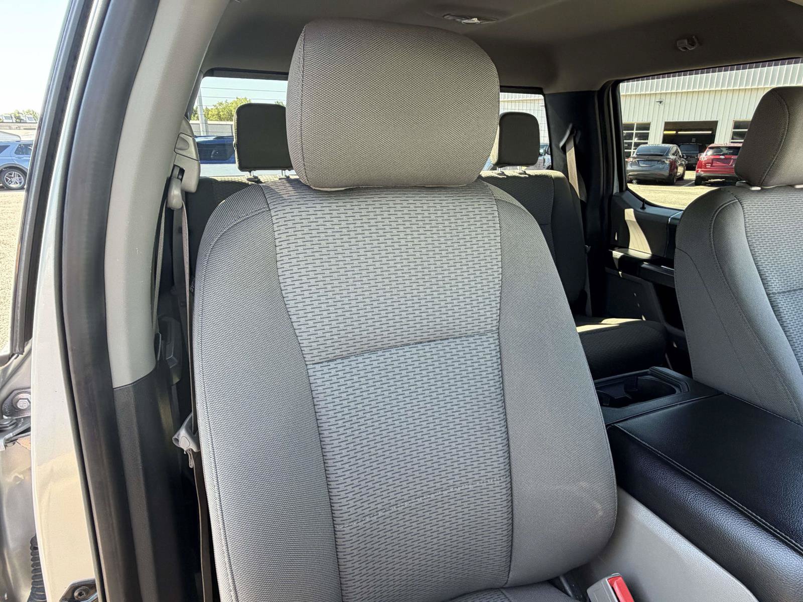 Used 2019 Ford F150 XLT w/ Equipment Group 302A Luxury AWD/4WD image 28