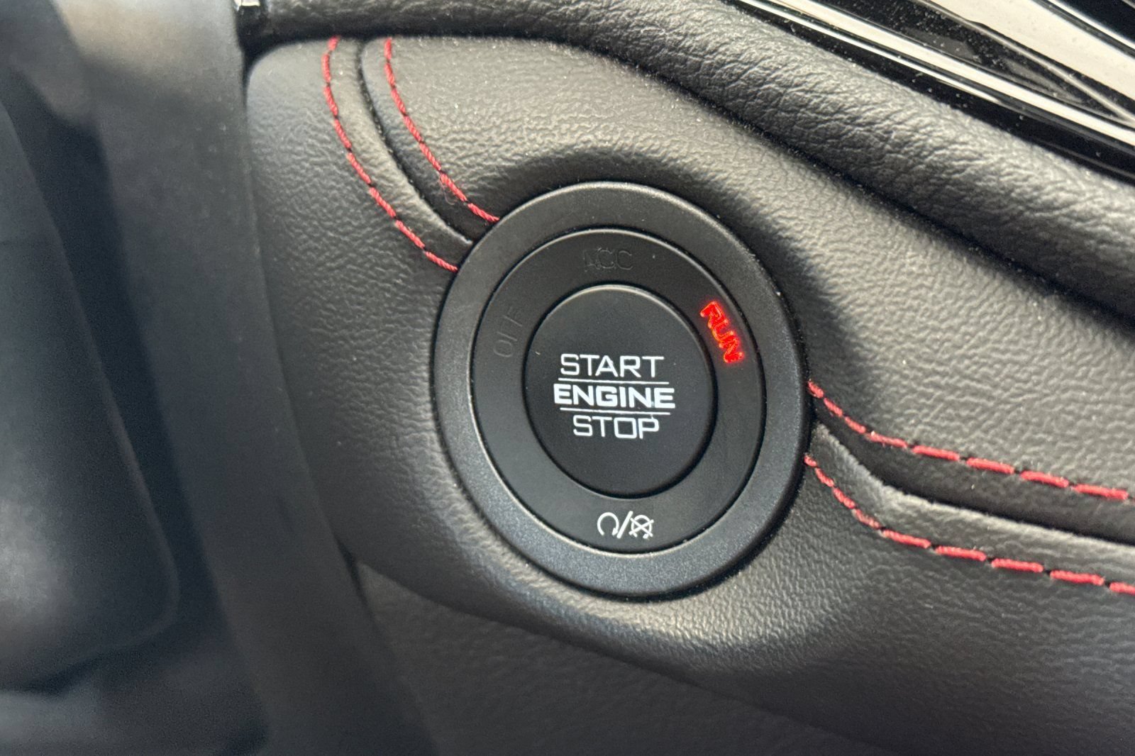 Used 2025 Dodge Durango GT AWD/4WD image 35