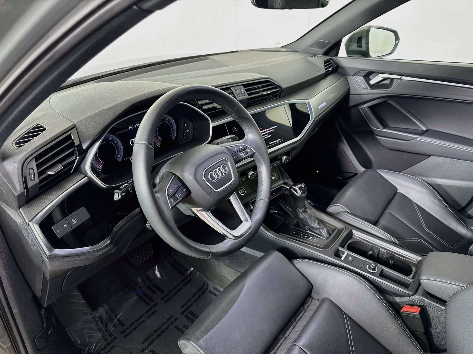 Certified 2024 Audi Q3 2.0T Premium Plus w/ Premium Plus Package AWD/4WD image 4