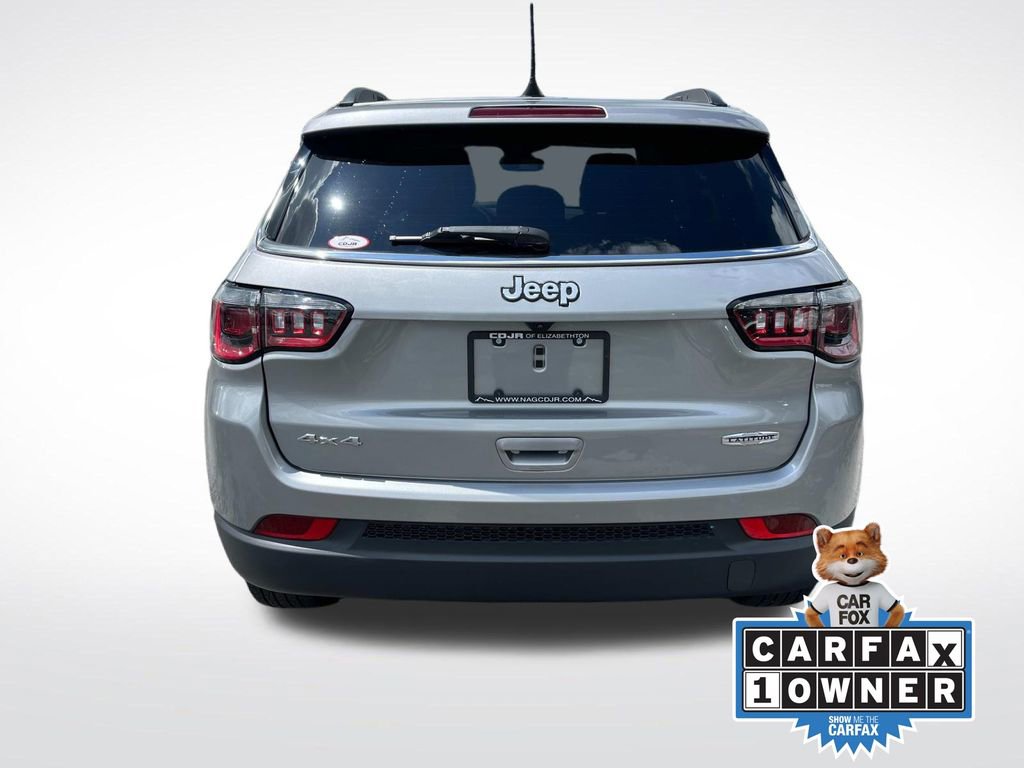 Used 2022 Jeep Compass Latitude image 4