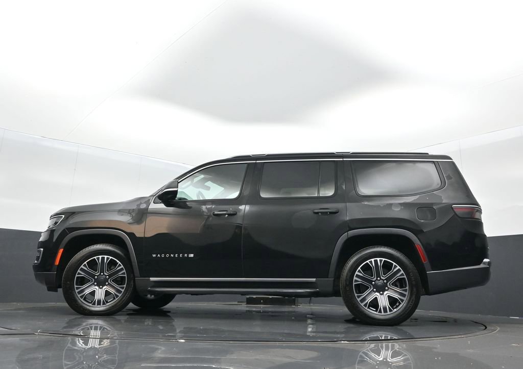 Used 2022 Jeep Wagoneer Series III w/ Flexible Seating Group image 36