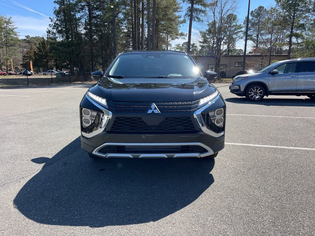 Used 2025 Mitsubishi Eclipse Cross SE AWD/4WD image 3