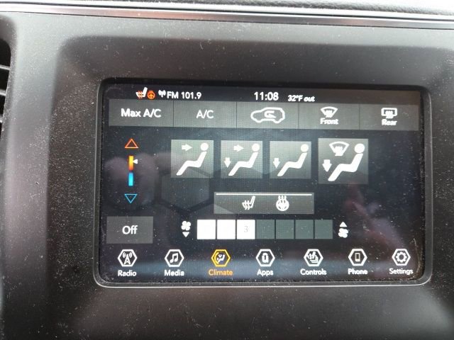 Used 2019 Jeep Cherokee Latitude Plus w/ Cold Weather Group image 10