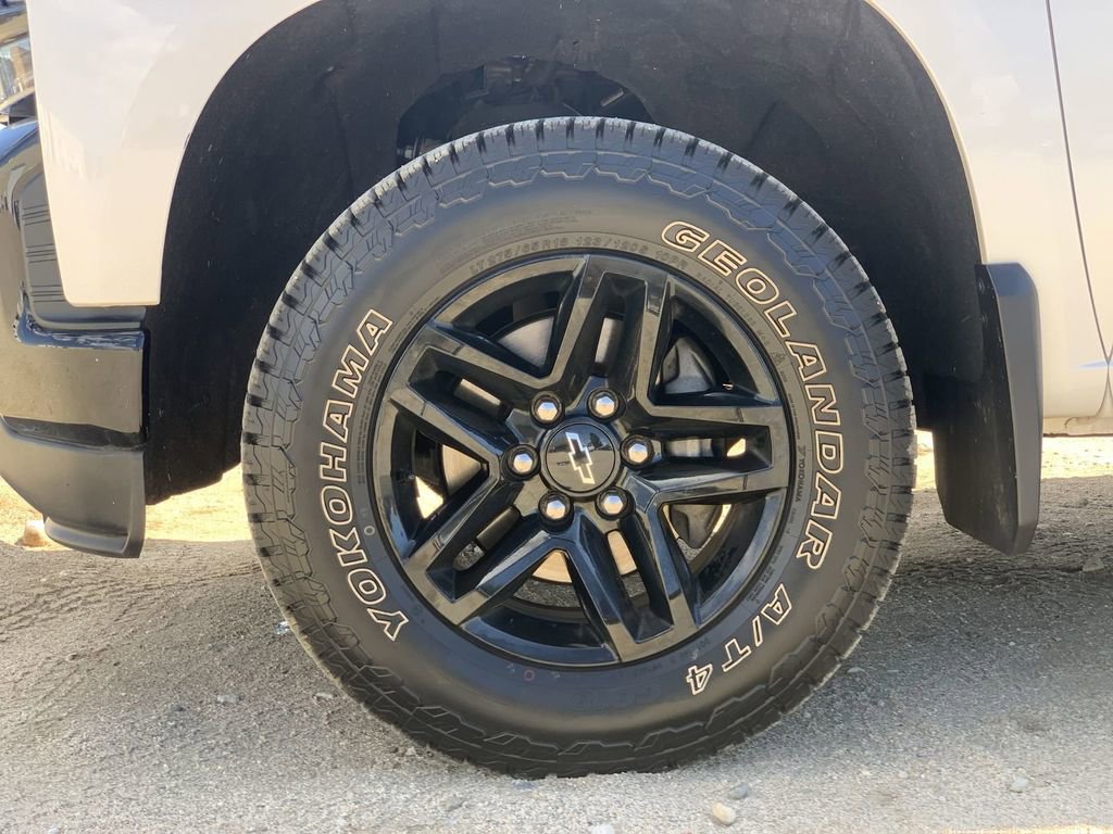 Used 2020 Chevrolet Silverado 1500 LT Trail Boss image 32