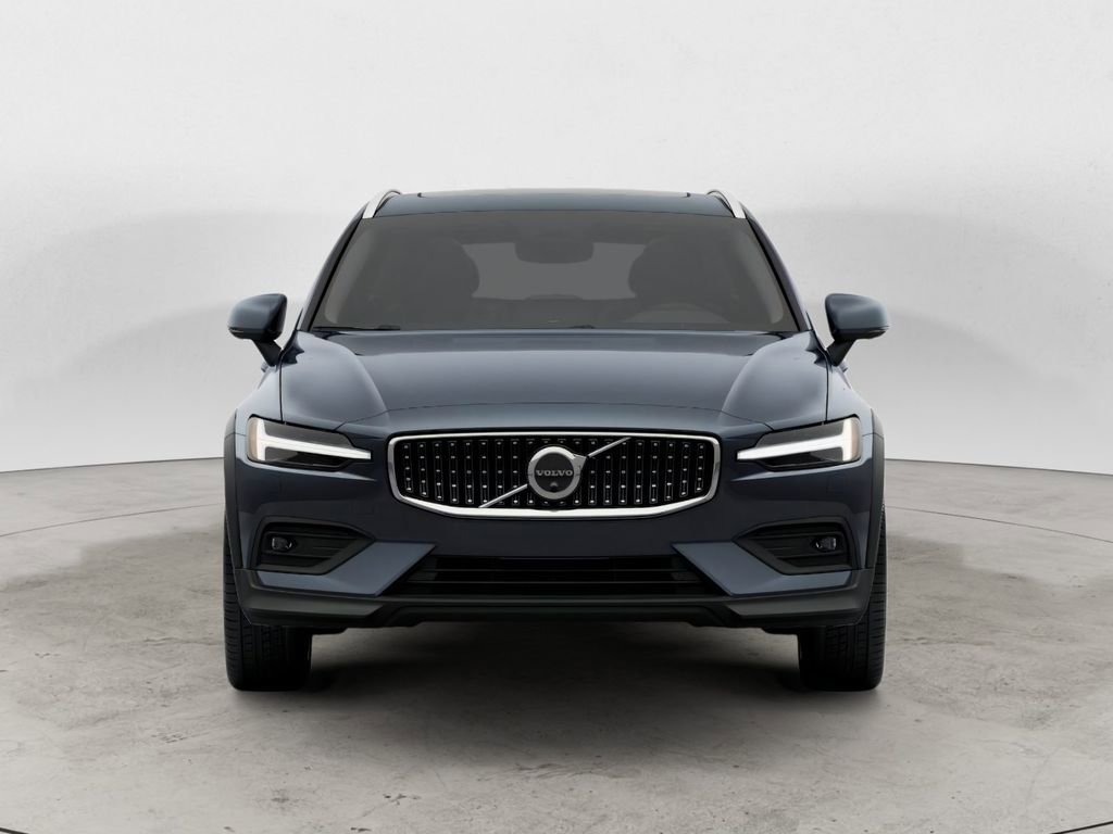 New 2026 Volvo V60 B5 Cross Country Ultra w/ Protection Package Premier image 2