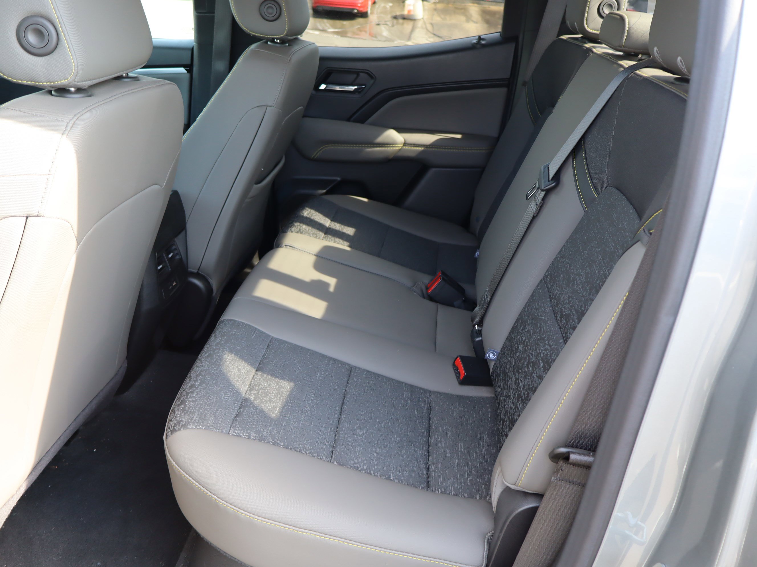 Certified 2024 Chevrolet Colorado ZR2 image 34