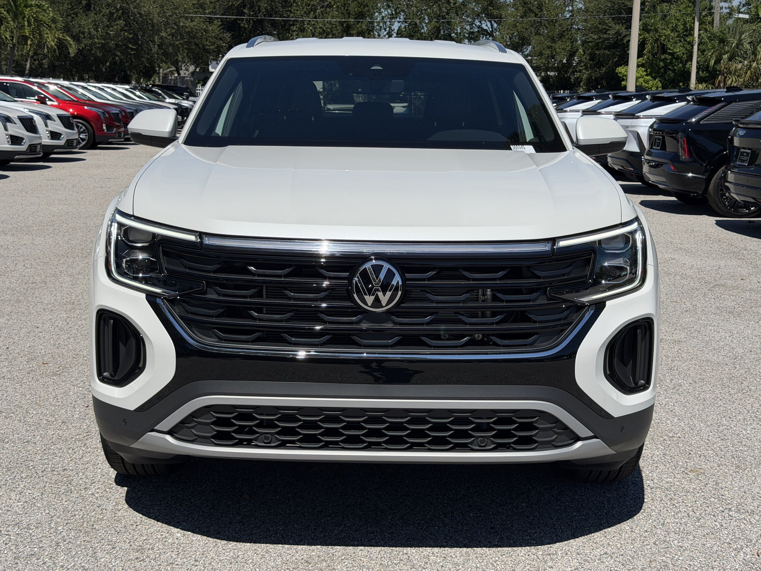 New 2026 Volkswagen Atlas Cross Sport SE FWD image 2