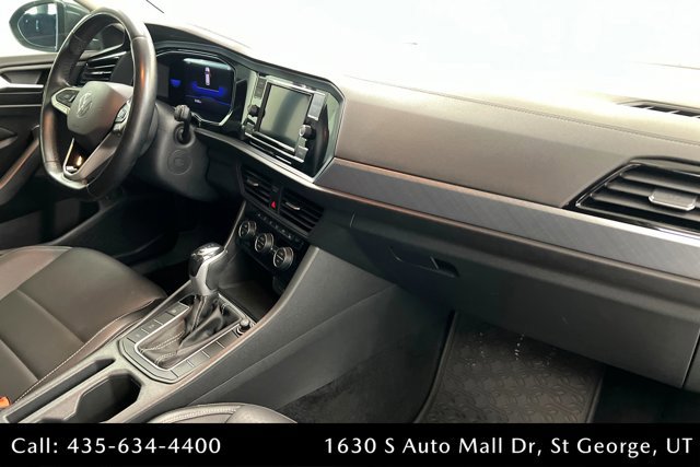 Used 2022 Volkswagen Jetta SE image 23